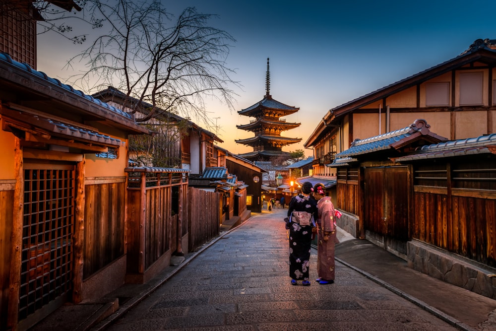 Audio Walking Tour: Tokyo’s Historic Asakusa, Senso-ji & Nakamise Dori